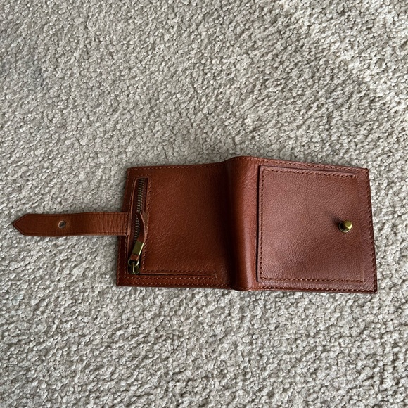 Madewell Brown Bifold Wallet Leather Compact - Picture 2 of 3